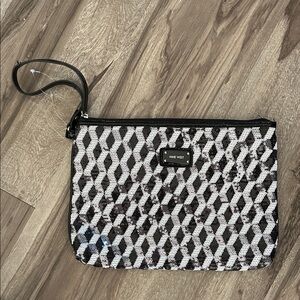 Nine West Geometric Black and White Wristlet